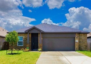 Building Photo - 14211 Alberta Spruce Ln