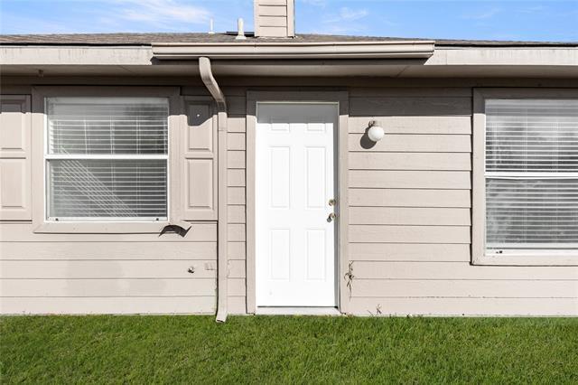 Building Photo - 3709 Martha Ln