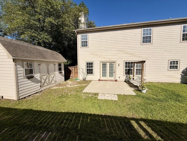 Building Photo - 4515 Hermosa Rd