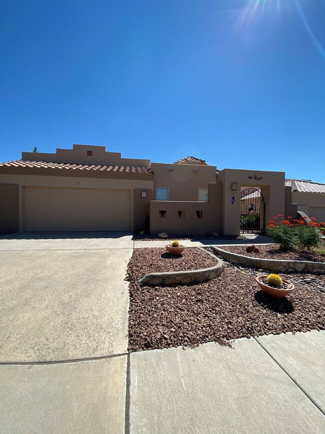 Building Photo - Beautiful home in The Boulders at Sonoma R...