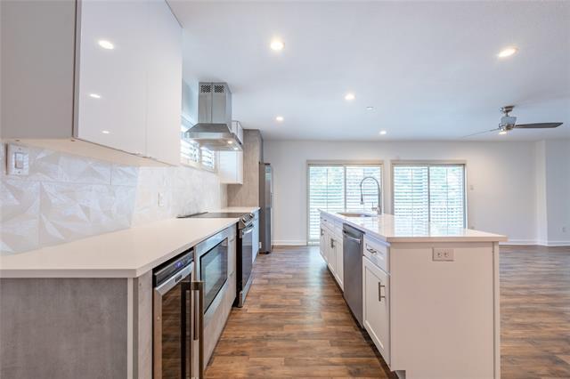 Building Photo - 2134 Lucas Dr