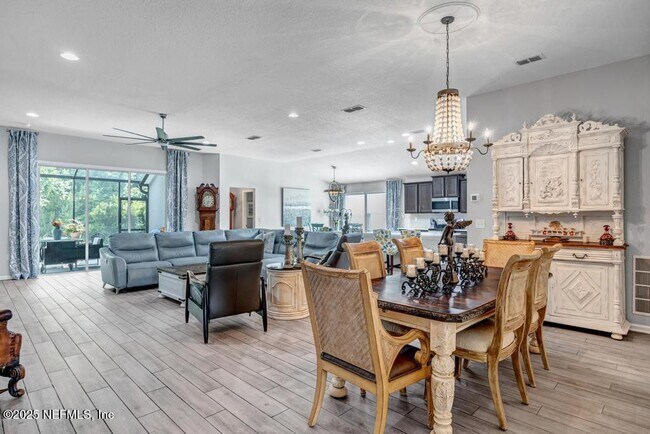 Building Photo - 11533 Red Koi Dr