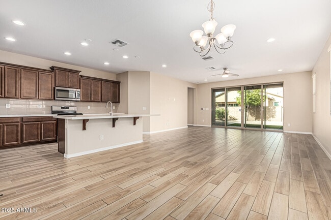 Building Photo - 19874 W Devonshire Ave