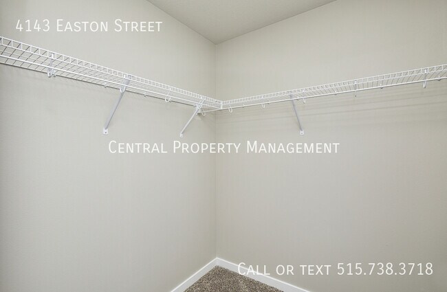 Building Photo - 4143 Easton St