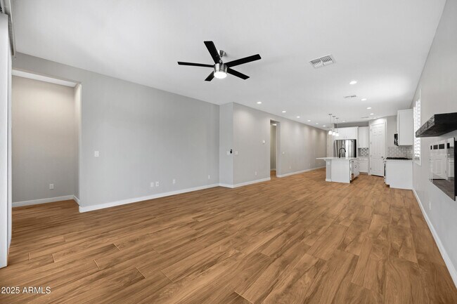Building Photo - 16658 W Mescal St