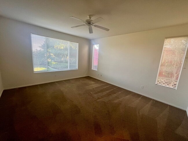 Building Photo - Aviara 4 BD, 3BA in gated community