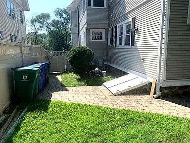 Building Photo - 449 Washington St