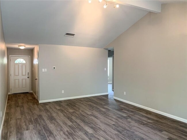 Building Photo - 11640 Parkfield Dr