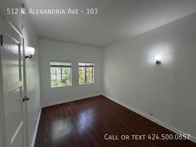 Building Photo - 512 Alexandria Ave