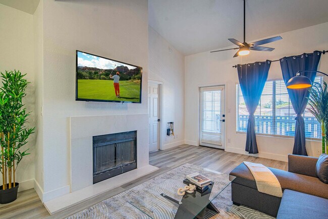 Building Photo - 7900 E Princess Dr