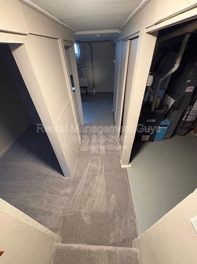 Building Photo - 4534 Zane Ave N