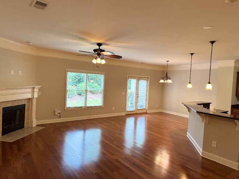 Building Photo - 3004 Big Sky Ln