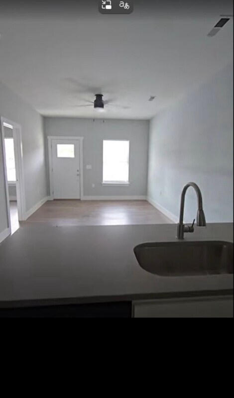 Building Photo - 906 Ga Ln