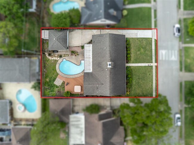 Building Photo - 10631 Del Monte Dr