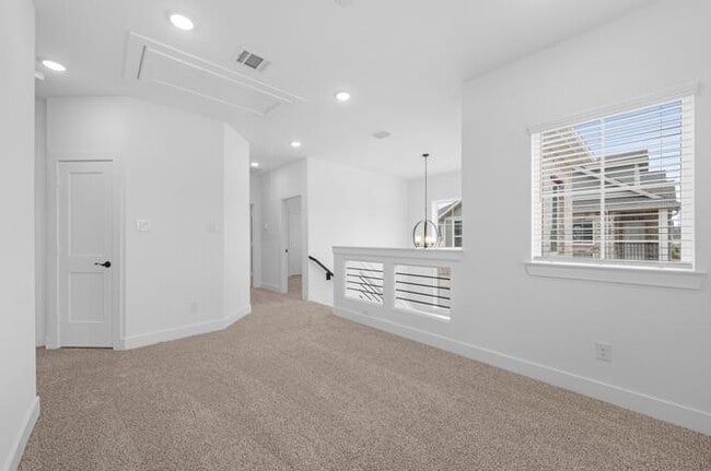 Building Photo - 1308 Shaded Rock Dr