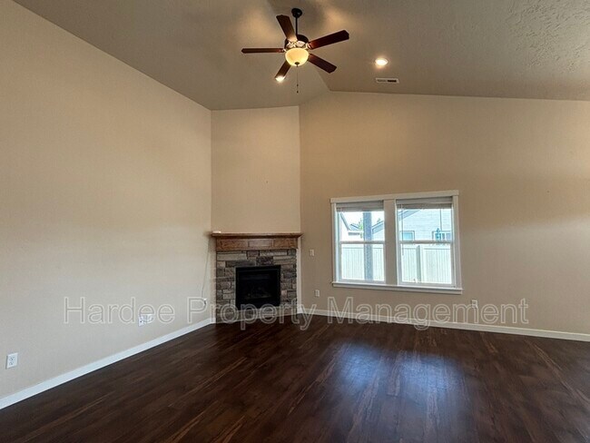 Building Photo - 9070 W Songwood Dr