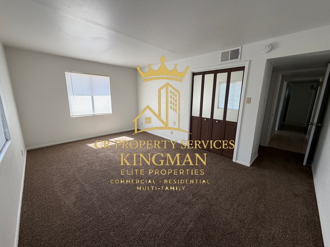 Building Photo - 3 Bedroom, 2 Bath Home – Vintage Charm at Its Best!