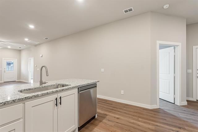 Building Photo - 2703 Baron Ave
