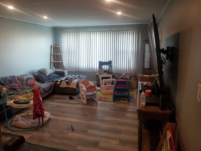 Building Photo - 4201 W 47th St