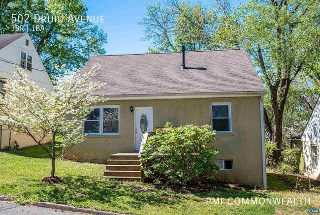 Building Photo - 3 Bed / 1 Bath Single Family (Available 8/...