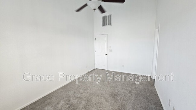 Building Photo - 13642 Garfield St