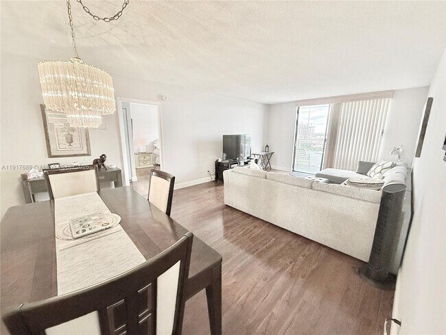 Building Photo - 600 Three Islands Boulevard