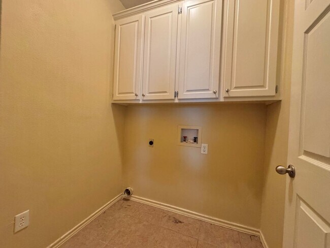 Building Photo - Pleasant Grove Townhouse for rent!