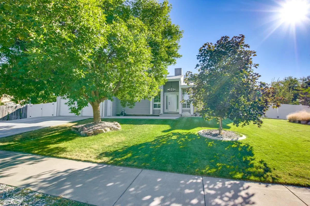 Building Photo - 700 Wasatch Blvd