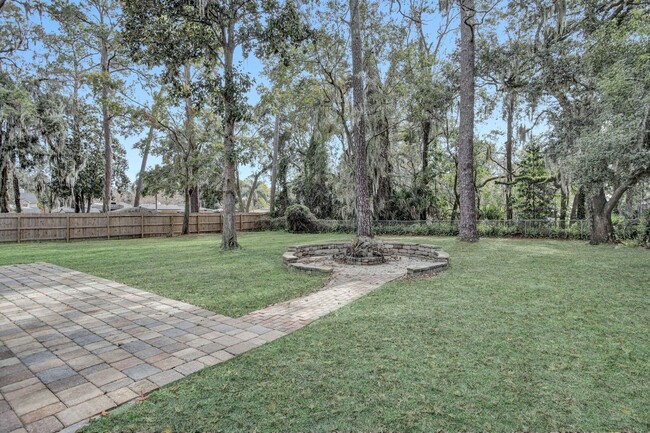 Building Photo - Newly renovated 3 bedroom/1 bathroom home ...