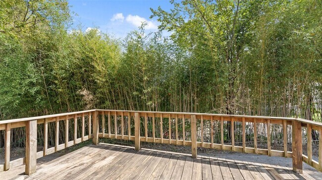 Building Photo - 828 W Caraway St