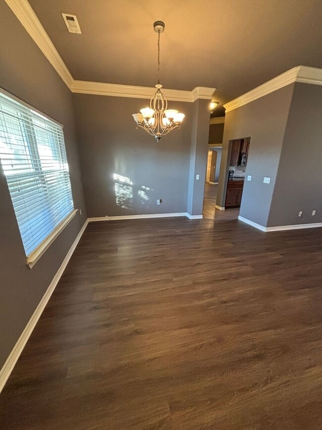 Building Photo - Fall Into Your New Home with a $500 Gift from Us!