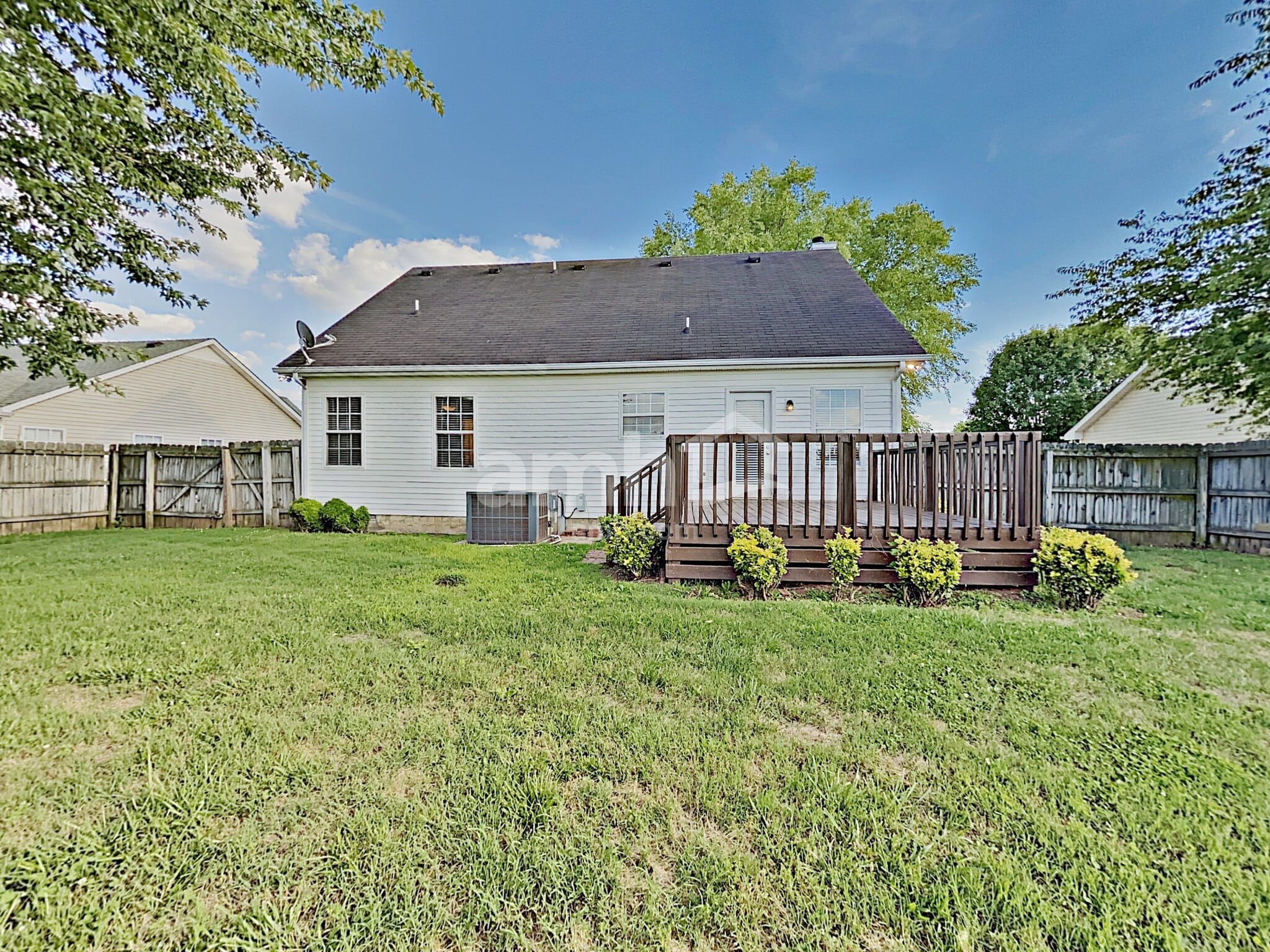 Building Photo - 2926 Windemere Dr