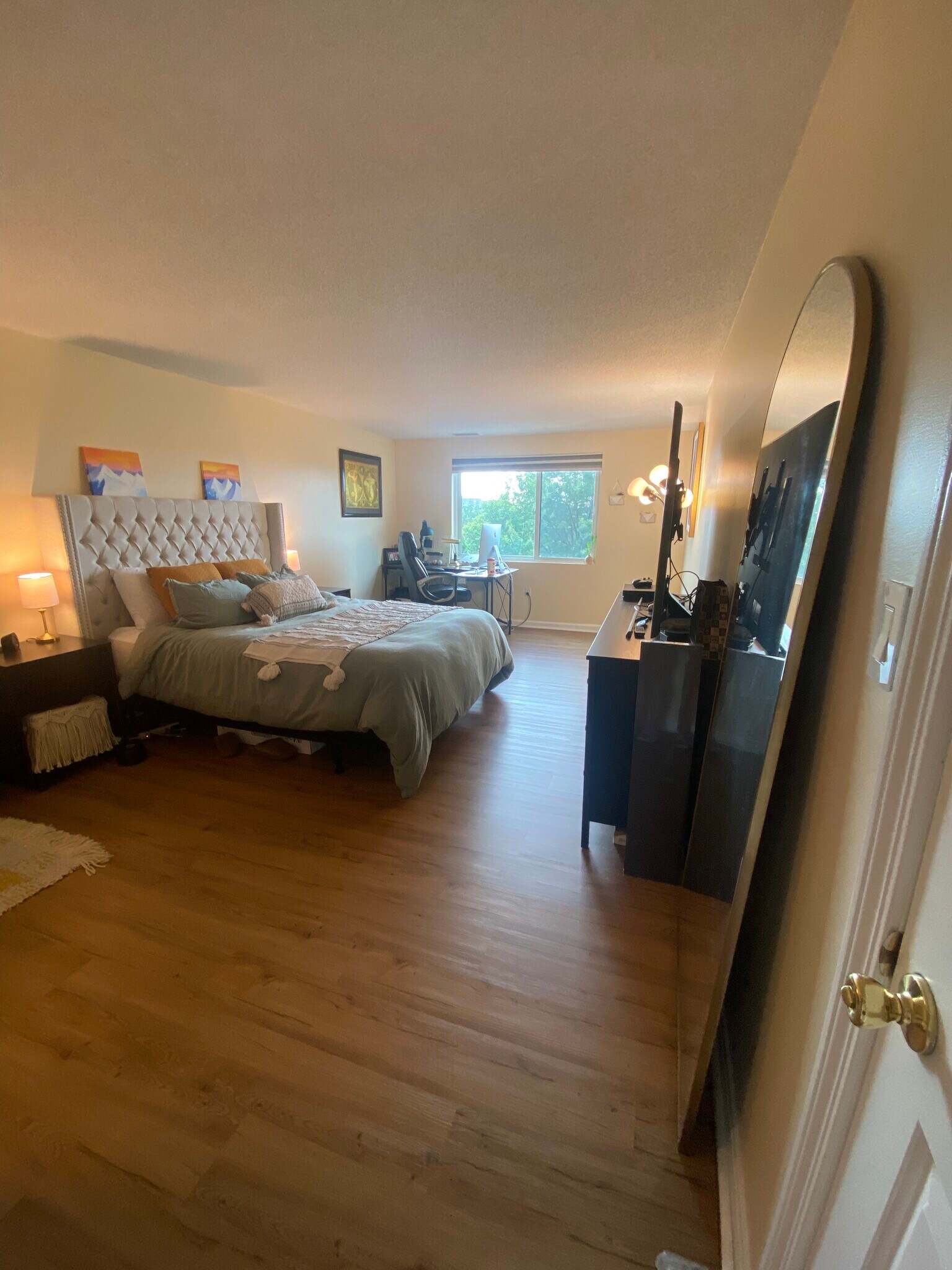 Master Bed - 8 9th St