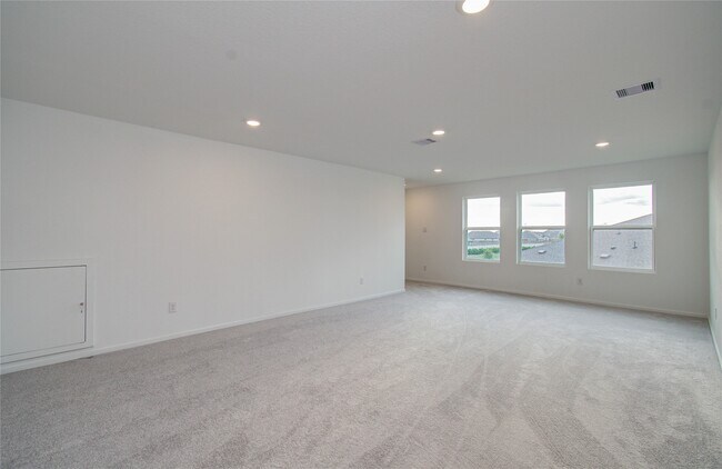 Building Photo - 26503 Foxtail Fern Dr