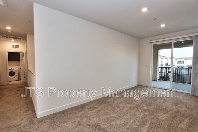 Building Photo - 3606 Nuestra Ave