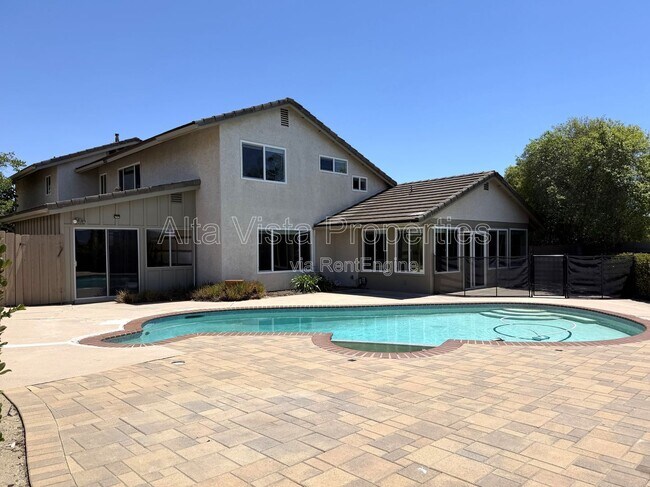 Building Photo - 12480 Escala Ln