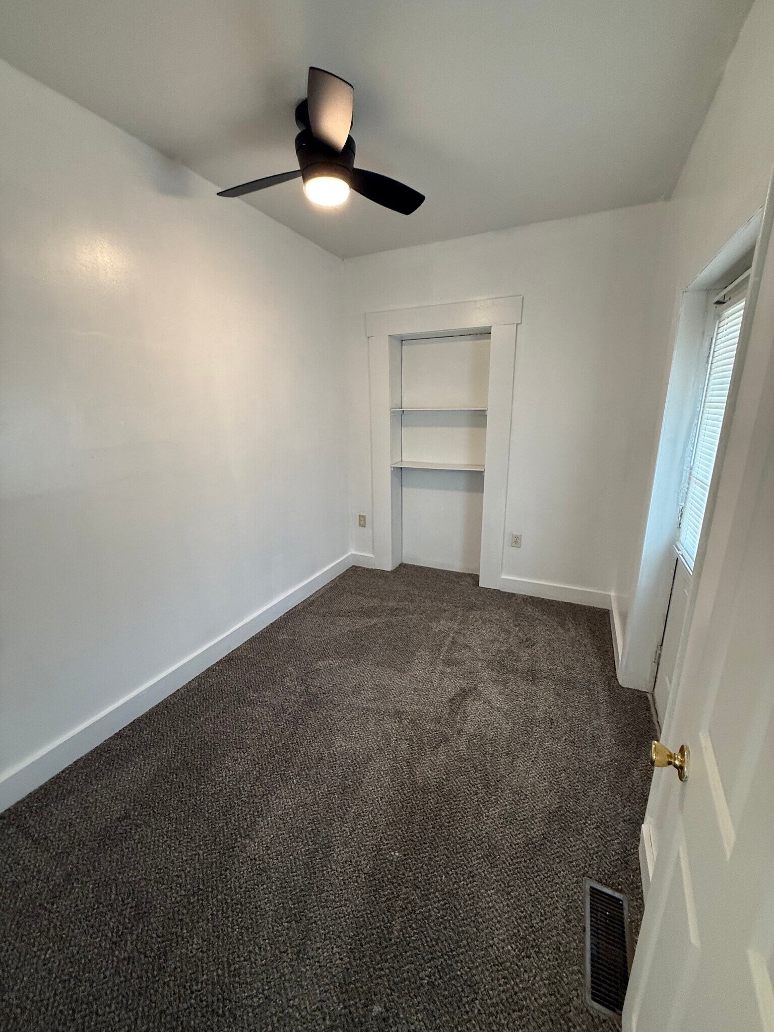 Small Bedroom - 1 E Main St