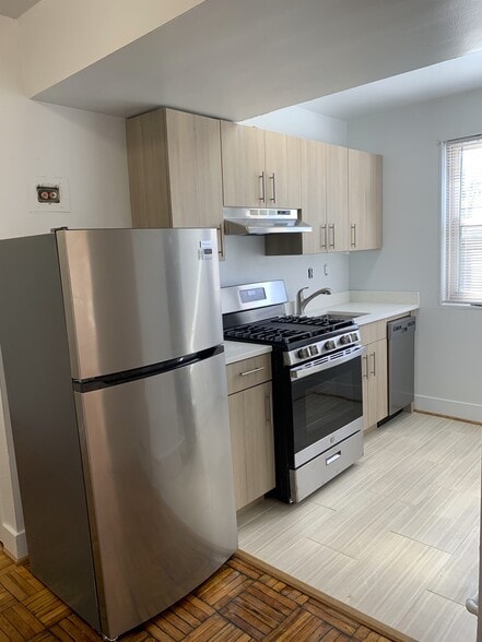 Building Photo - Northwood Gardens