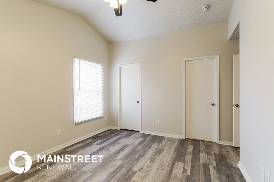 Building Photo - 2117 Brookbank Dr