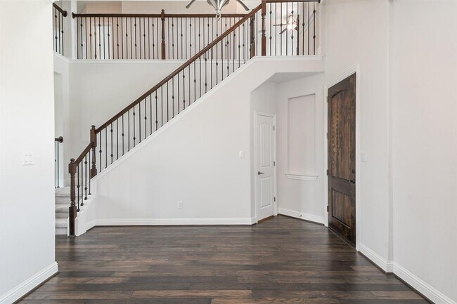 Building Photo - 3802 W Vicksburg Estates Dr