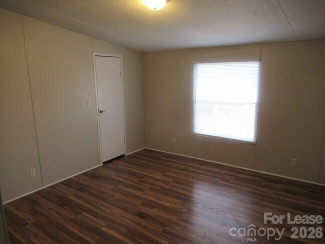 Building Photo - 1157 Birkdale Ln