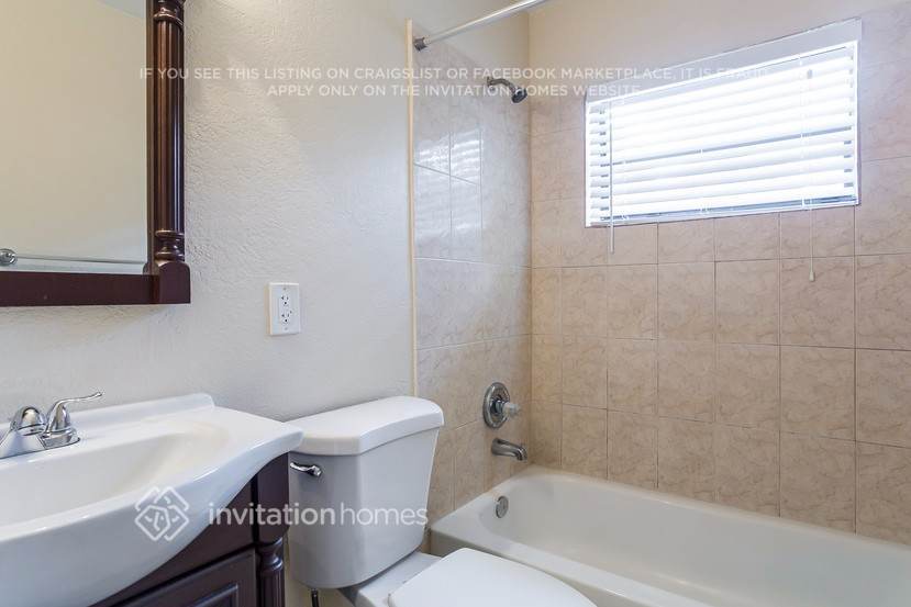 Building Photo - 1360 NW 173rd Terrace