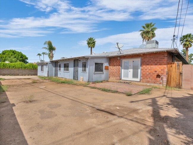 Building Photo - 3619 W Stella Ln