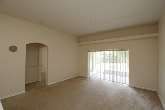 Building Photo - 885 Tavernier Cir NE