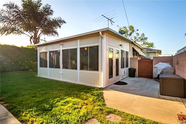 Building Photo - 2816 Arbor Rd