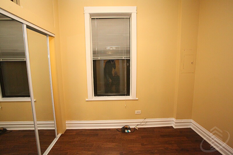 Building Photo - 1324 N Bosworth Ave