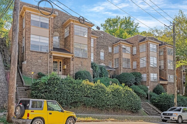 Interior Photo - Oakmont Apartments