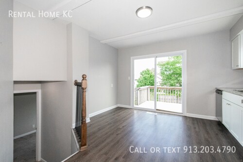 Building Photo - 1016 W Ashbury St