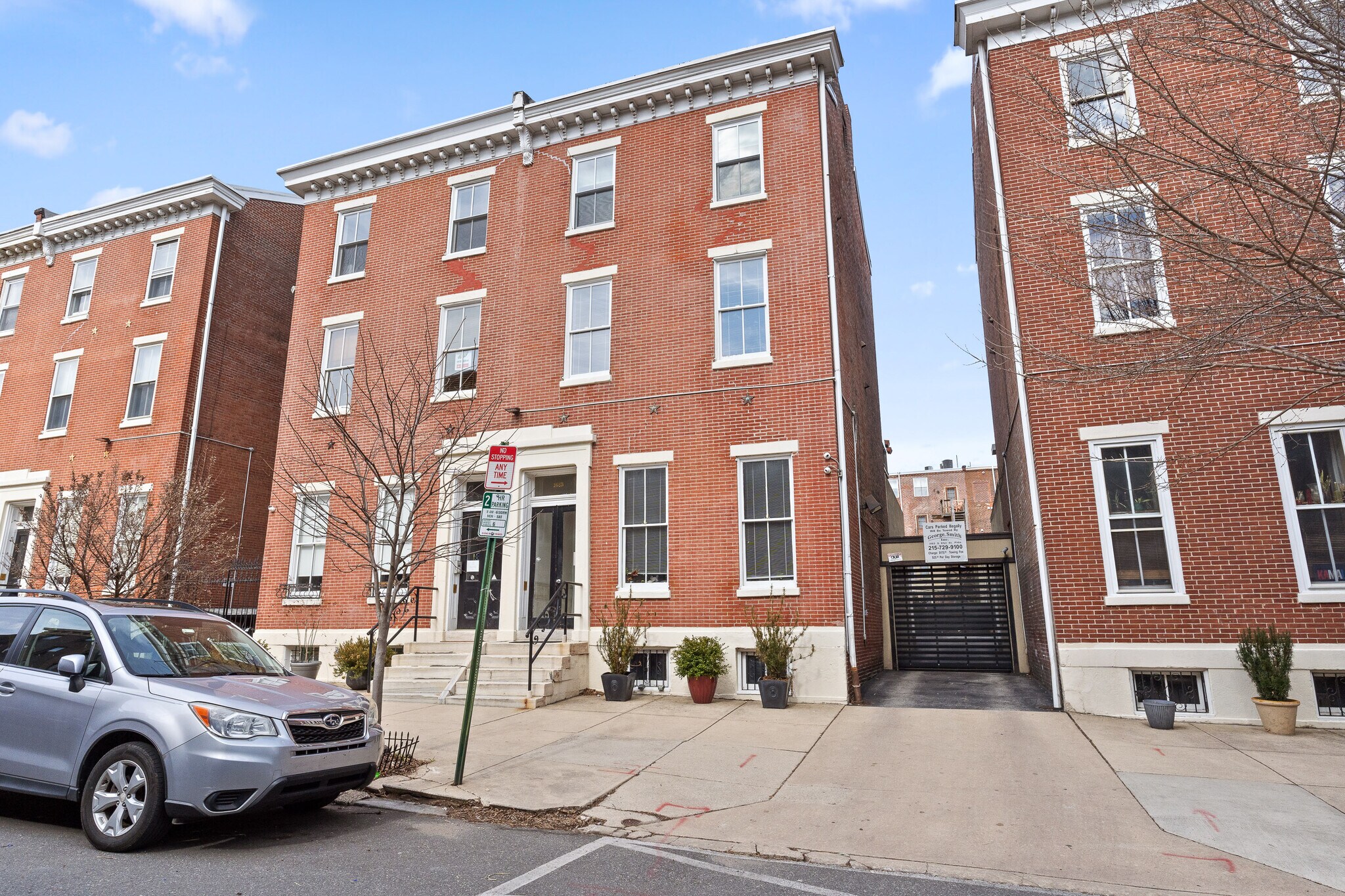 Building Photo - 1613 Green St