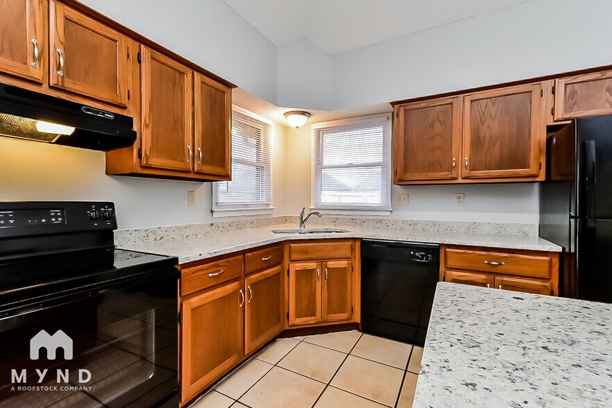 Building Photo - 4132 Cohasset Cove